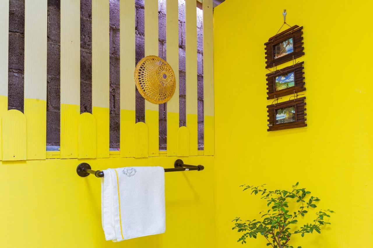 One Of Us House Hostel Bangkok Ngoại thất bức ảnh