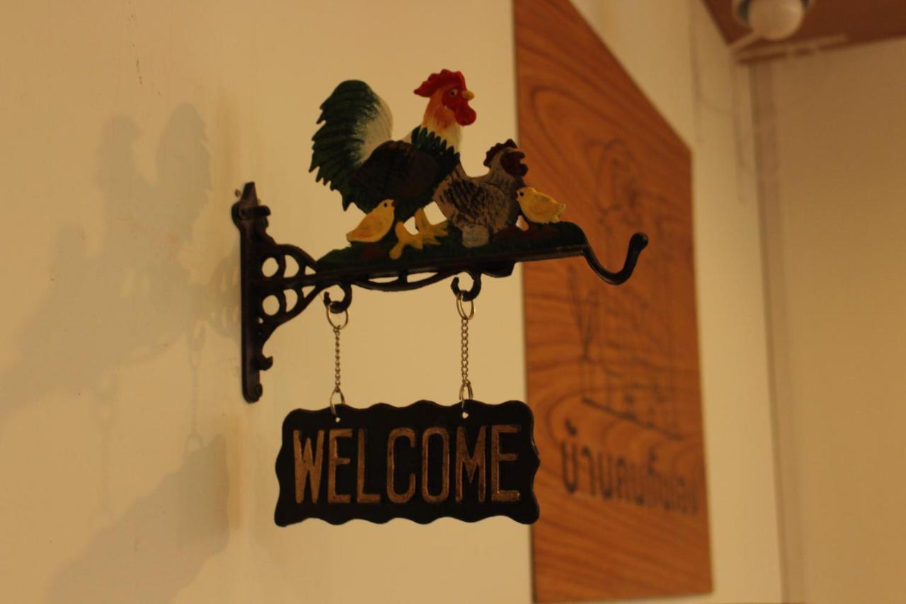 One Of Us House Hostel Bangkok Ngoại thất bức ảnh