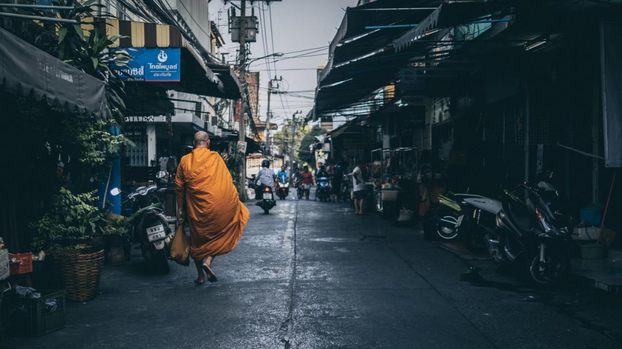 One Of Us House Hostel Bangkok Ngoại thất bức ảnh